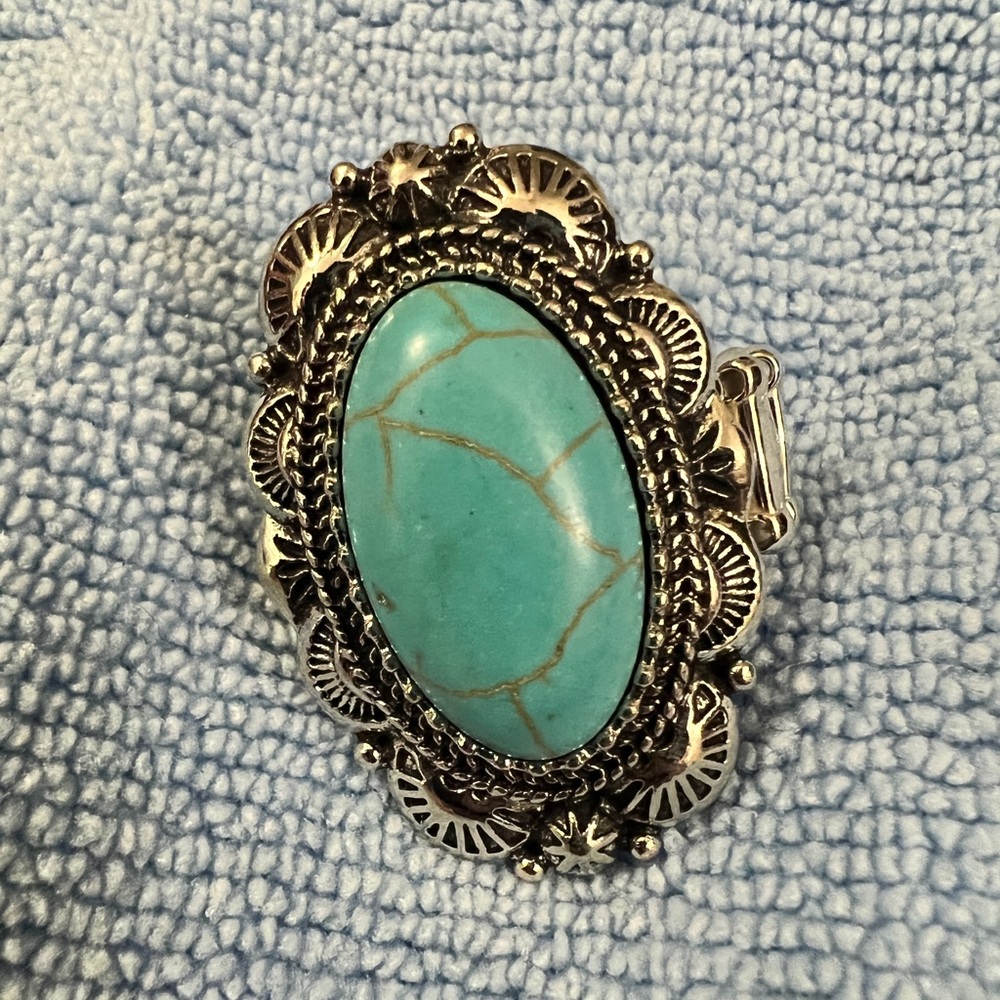 Paparazzi ring